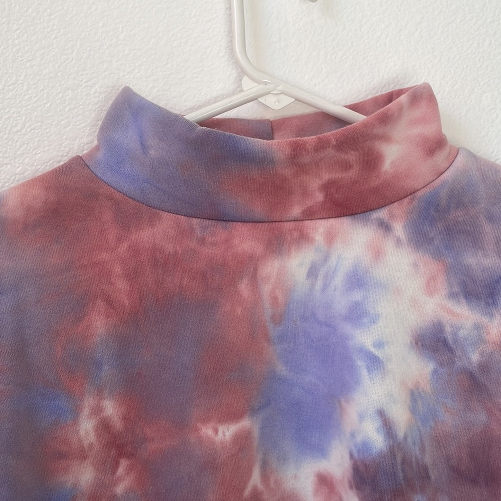 Crop Pullover - Picture 5 of 5